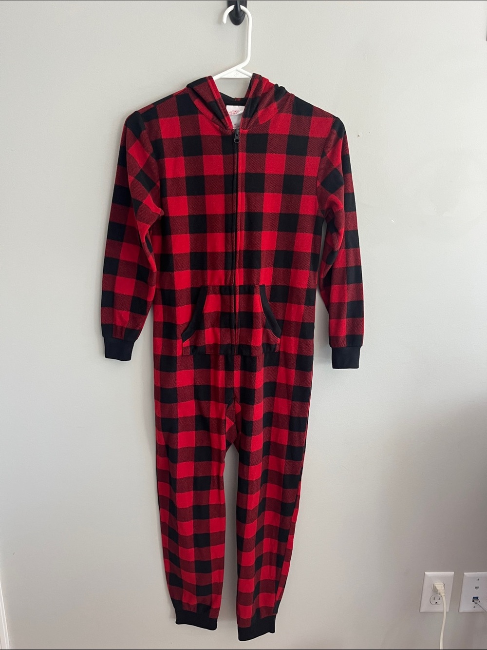 One Piece Hooded Pajama Red and Black Buffalo Kids Wondershop size 10